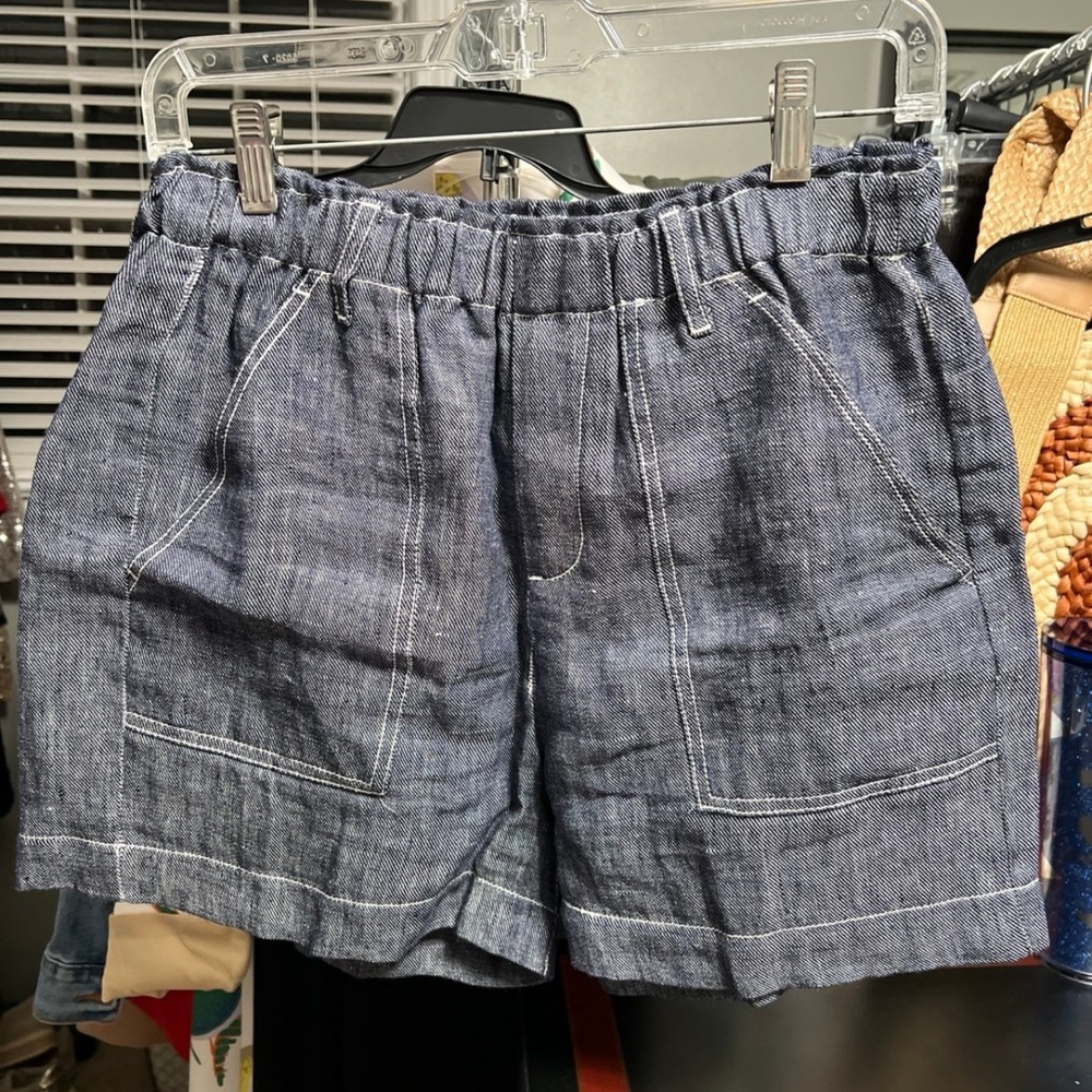Fifteen Twenty - denim “look” linen shorts (chambray). Size medium